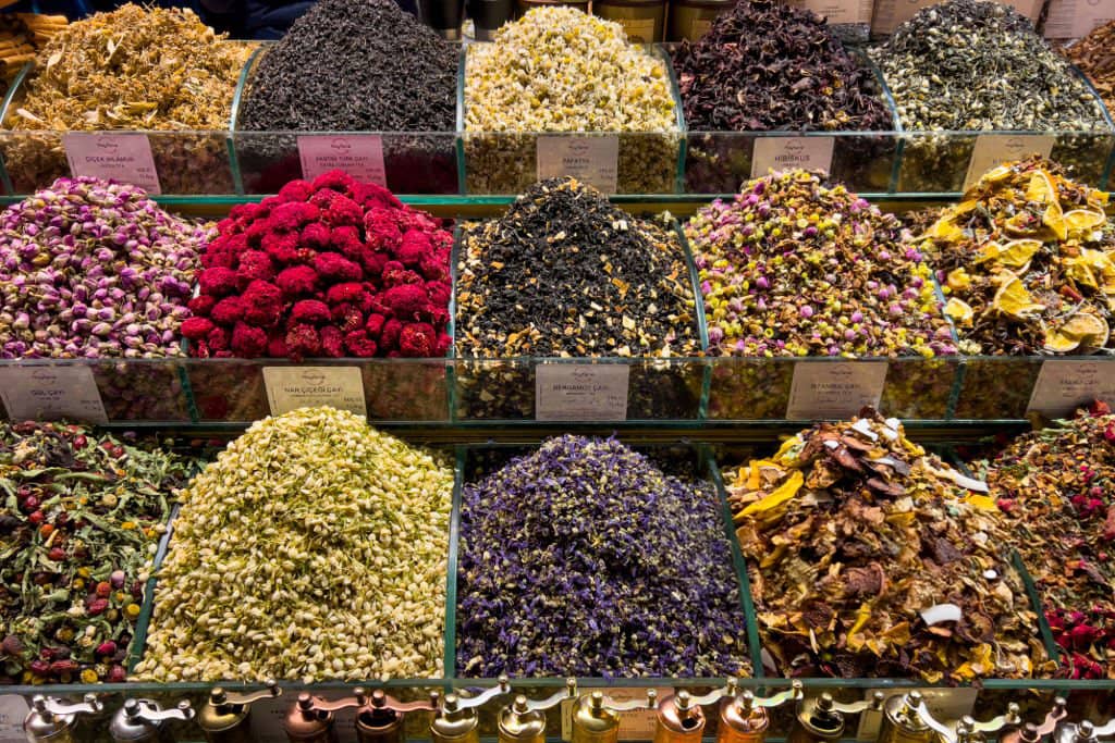 What’s the Difference Between Herbal Tea and Scented Tea? - CHICHATEA